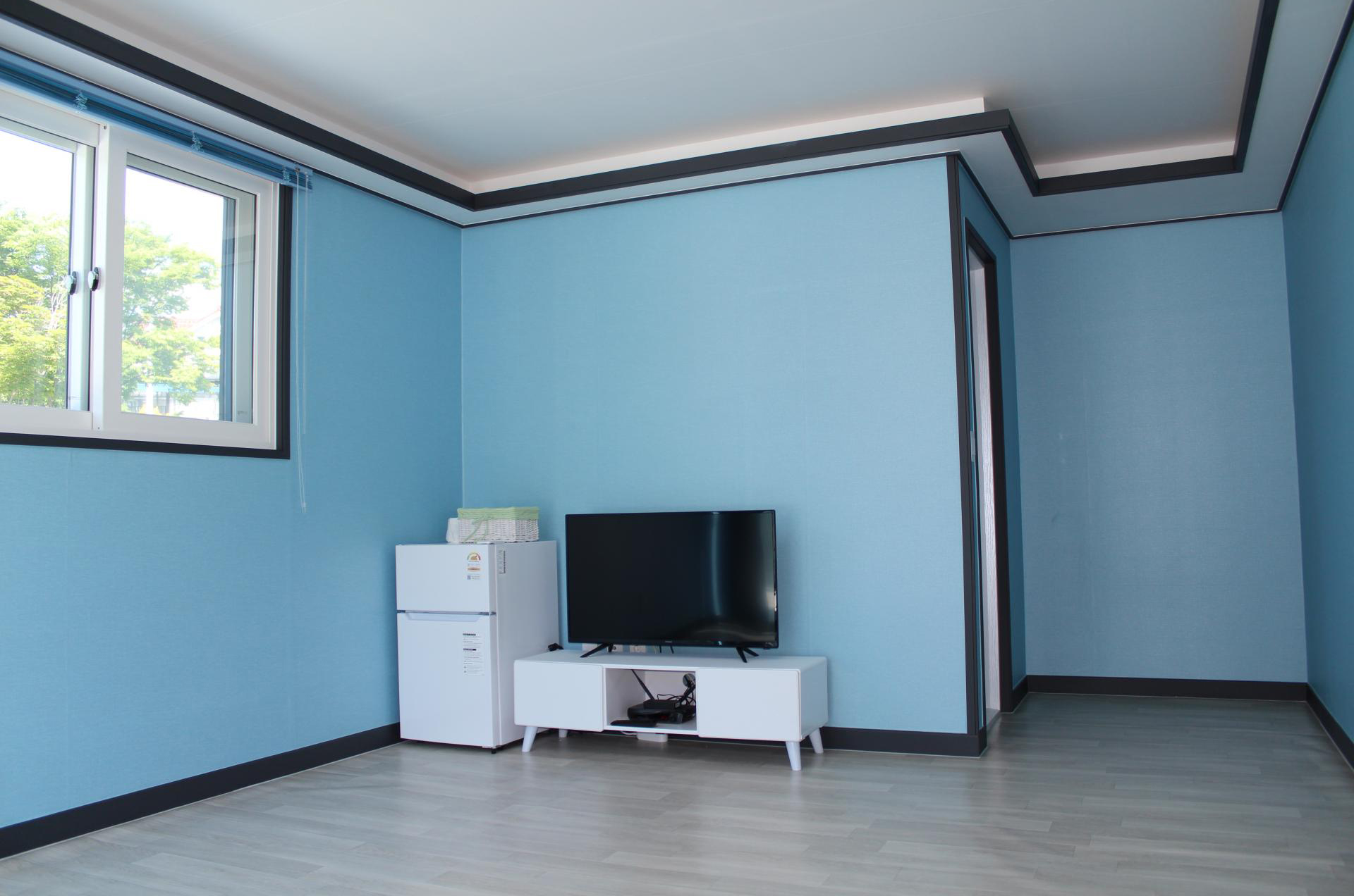 ���絿 Ŀ�� ����